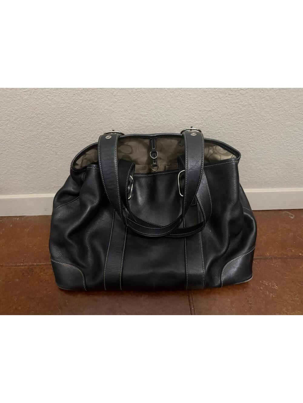Black Leather Coach Purse